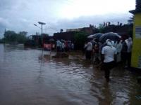 पावसाचा तडाखा - Marathi News | Rainfall | Latest maharashtra Photos at Lokmat.com