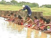 ऑलिम्पिकमध्ये पदक मिळवण्यासाठी धरणात पोहण्याचा सराव - Marathi News | The practice of swimming in the dam to get a medal in the Olympics | Latest other-sports Photos at Lokmat.com