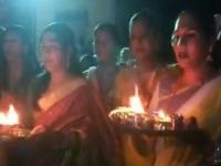 VIDEO- जळगावात गणपतीच्या आरतीचा मान तृतीयपंथीयांना