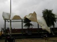 अलिबाग समुद्र किनारपट्टीला वादळाचा तडाखा - Marathi News | Storm of Alibaug Seaside | Latest maharashtra Photos at Lokmat.com