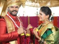 राणा-पाठक बाईंचा 'एकमेंकात जीव रंगला' - Marathi News | Rana-Pathak Bai's 'Ekamandit Jivay Rangala' | Latest filmy Photos at Lokmat.com