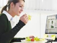जेवल्यानंतर तुम्ही या 6 गोष्टी करता का? मग त्या आधी थांबवा! - Marathi News | Do you do these 6 things after eating? Then stop that before! | Latest health Photos at Lokmat.com