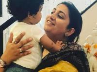 तुषार कपूरच्या मुलाचा स्मृती इराणीसोबत जमला याराना - Marathi News | Tushar Kapoor's son will come together with Smriti Irani | Latest filmy Photos at Lokmat.com