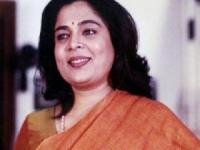 ‘वास्तव’ हेच की तिला तिच्या योग्यतेचं ‘सिंहासन’ मिळालंच नाही ! - Marathi News | The reality is that she did not get the throne of her abilities! | Latest filmy Photos at Lokmat.com