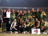 चॅम्पियन्स ट्रॉफीतील विजयी संघ - Marathi News | The winning team of the Champions Trophy | Latest cricket Photos at Lokmat.com