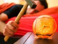 सकाळी लवकर जाग येत नाही. मग या 10 गोष्टी करा. पहाटे लवकर जाग येईल! - Marathi News | It does not wake up early in the morning. Then do these 10 things. Wake up early in the morning! | Latest health Photos at Lokmat.com