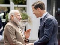 कळता ट्विट कळेना ! नेदरलँण्डच्या पंतप्रधानांचं हिंदी ट्विट पाहून ट्विटरकर हैराण - Marathi News | Do not know why tweet! Twitter Prime Minister's Hindi tweet seen on Twitter | Latest international Photos at Lokmat.com