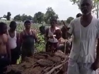 Video: शेतकऱ्यानं रचली स्वतःची चीता, "समृद्धी"ला विरोध तीव्र