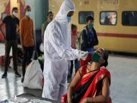 Coronavirus: कोरोनाबाबत ICMR च्या वैज्ञानिकाचा मोठा दावा; “११ मार्चपर्यंत वाट पाहा, त्यानंतर...” - Marathi News | Omicron: ICMR scientist Dr Samiran Panda said that the coronavirus pandemic will become endemic by March 11 | Latest national Photos at Lokmat.com