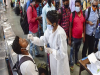 Corona Virus News : अरे व्वा! कोरोना टेस्टपासून सुटका होणार?, आवाजावरून संसर्ग झाल्याचं समजणार; जाणून घ्या, कसं - Marathi News | Corona Virus News smartphone app accurately detects covid infection in people voice | Latest national Photos at Lokmat.com