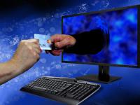 अशा प्रकारे ठेवा तुमचे पैसे सुरक्षित, ऑनलाइन ट्रान्झँक्शन करण्याआधी जाणून घ्या या बाबी - Marathi News | before online transaction making a secure | Latest tech Photos at Lokmat.com