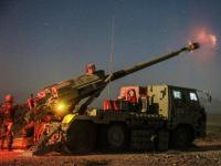 कित्येकदा हरला तरी युद्धाची खुमखुमी! पाकिस्तानने जागोजागी रोखल्या अणुबॉम्ब डागणाऱ्या तोफा - Marathi News | Even if you lose many times, the battle is fierce! Pakistan has deployed nuclear weapons howitzer on india loc | Latest international Photos at Lokmat.com