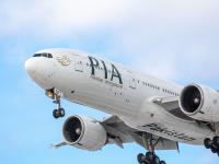 पाकिस्तानने भारतासाठी हवाई क्षेत्र बंद केले, परंतू भारताचे वापरतोय; ते ही बंद करण्याचा विचार... - Marathi News | India vs Pakistan War: Pakistan closed its airspace to India, but is using India's; plans to close it too... | Latest national Photos at Lokmat.com