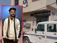 मोठी कारवाई! ग्वाल्हेरमध्ये पाकिस्तानी सायबर नेटवर्कचा पर्दाफाश; हॉटेलमधून ४ एजंटना अटक - Marathi News | pakistani cyber network bust gwalior hotel international cyber fraud agent arrest | Latest crime News at Lokmat.com मोठी कारवाई! ग्वाल्हेरमध्ये पाकिस्तानी सायबर नेटवर्कचा पर्दाफाश; हॉटेलमधून ४ एजंटना अटक - Marathi News | pakistani cyber network bust gwalior hotel international cyber fraud agent arrest | Latest crime News at Lokmat.com