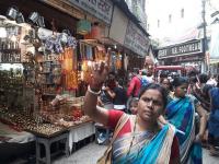 OMG! तुमच्या लक्षात आलेय का? बाजारातून हळूहळू या गोष्टी गायब होऊ लागल्यात, घरातूनही होतील... - Marathi News | OMG! Have you noticed? These Plastic things are gradually disappearing from the market, from home too, single use plastic ban | Latest national Photos at Lokmat.com