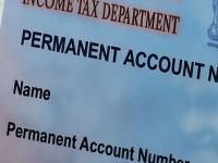 पॅन कार्ड नसेल तर 'या' वस्तू खरेदी करता येणार नाही; जाणून घ्या आयकर विभागाचा 'हा' नियम - Marathi News | Pan Card Rules: If you do not have a PAN card, you cannot buy 'these' items; Know 'this' rule of the Income Tax Department | Latest business Photos at Lokmat.com