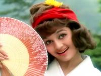 Then and Now : इतक्या बदलल्या जुन्या काळातील या नट्या, आता दिसतात अशा - Marathi News | Top Bollywood actress of Looks then and now | Latest filmy Photos at Lokmat.com