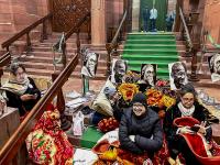 १५ बैठका, ९२ तास काम; १० विधेयके सादर, ८ मंजूर; लोकसभेतील कामकाज, संसदेच्या हिवाळी अधिवेशनाची सांगता - Marathi News | 15 meetings, 92 hours of work; 10 bills introduced, 8 approved; proceedings in Lok Sabha, conclusion of the winter session of Parliament | Latest national News at Lokmat.com