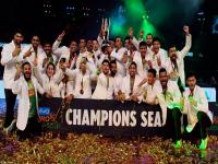 प्रो-कबड्डी: पाटणा पायरेट्सची विजयी हॅटट्रीक - Marathi News | Pro-Kabaddi: Patna Pirates won the hat-trick | Latest kabaddi Photos at Lokmat.com