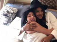 प्रियंकाप्रमाणेच सासूही लय भारी, वाढदिवसानिमित्त शेअर केले फोटो - Marathi News | Priyanka Chopra Jonas wishes her mother-in-law Dennis Jonas with a sweet note on her birthday | Latest filmy Photos at Lokmat.com