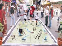 PHOTOS: बालगोपाळांपासून वृद्धांनी लुटला आनंद! पुण्यात 'पादचारी दिन' उत्साहात साजरा, पाहा फोटो - Marathi News | elderly robbed the joy from the shepherds! 'Pedestrian Day' celebrated with enthusiasm in Pune, see photos | Latest pune Photos at Lokmat.com