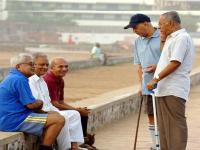 Pension Plan: सुपर डुपर हिट योजना! २०० रुपये गुंतवा, एकरकमी दीड कोटी अन् महिन्याला ५० हजारांची पेन्शन - Marathi News | Super Duper Hit Pension Plan! Invest 200 rupees in NPS Marathi, one and a half crore lump sum and a monthly pension of 50 thousand | Latest business Photos at Lokmat.com