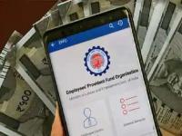 खूशखबर! PF ची रक्कम 3 दिवसांऐवजी केवळ 1 तासात जमा होणार; जाणून घ्या, संपूर्ण प्रोसेस... - Marathi News | pf money will now be transferred to your bank account in 1 hour instead of 3 days know the process | Latest business Photos at Lokmat.com