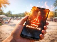 Tech Tips : उन्हात तुमचा फोन होऊ शकतो टाइम बॉम्ब! 'या' एका चुकीमुळे स्मार्टफोन कायमचा होईल खराब - Marathi News | Tech Tips: Your phone can become a time bomb in the sun! This one mistake will permanently damage your smartphone | Latest tech News at Lokmat.com