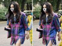 PICS : बॉलिवूड सेलिब्रिटींचे मास्क; काही हटके, काही मजेदार - Marathi News | Bollywood wears the mask with STYLE! | Latest filmy Photos at Lokmat.com