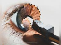 'हे' १५ भन्नाट फोटो पाहून काय खरं अन् काय खोटं हेच कळणार नाही! - Marathi News | 15 surreal photography by Monica Carvalho | Latest social-viral Photos at Lokmat.com