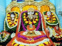 दत्त जयंती २०२५: तुम्ही ‘श्रीदत्त अथर्वशीर्ष’ म्हणता का? कायमची कृपा होते; पुण्य लाभते! - Marathi News | datta jayanti 2025 do you recite shri datta atharvashirsha regularly you receive eternal grace and attain virtue | Latest bhakti News at Lokmat.com