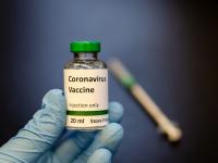 कोरोना लसीकरणाचं मोठं आव्हान; जाणून घ्या मोदी सरकारचा पूर्ण प्लान - Marathi News | corona vaccine india covid vaccine government of india latest plan may spend 18000 crore in first phase | Latest national Photos at Lokmat.com