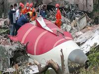 एक सेकंदात दोन्ही स्विच बंद करणं अशक्य, त्यावेळी नेमकं काय घडलं? या ५ बाबींमधून उघड होणार, अमेरिकन रिपोर्टचं पितळ उघडं पडणार - Marathi News | Ahmedabad plane Crash: It was impossible to turn off both switches in one second, what exactly happened at that time? These 5 things will reveal, the brass of the American report will be exposed | Latest national Photos at Lokmat.com