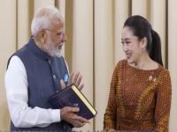 फक्त एक फोन लीक झाला अन् 'या' देशाच्या पंतप्रधानांना पदावरून हटवलं; नेमकं काय घडलं? - Marathi News | Thailand PM Paetongtarn Shinawatra was suspended by the Constitutional Court due to phone call leak | Latest international Photos at Lokmat.com