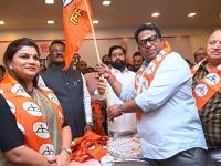 “काँग्रेसमध्ये पाठिंबा नाही, काम करणे कठीण; शिंदेसेनेत येताच महिला नेत्यांनी सगळे सांगितले - Marathi News | no support in congress difficult to work as soon as joined the shiv sena shinde group women leaders told everything | Latest maharashtra News at Lokmat.com