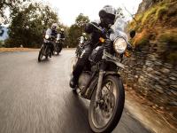 जास्त मायलेज अन् पॉवरफुल इंजिन हवे? पाहा 150-200cc सेगमेंटमधील सर्वात स्वस्त बाइक्स - Marathi News | Want more mileage and a powerful engine? Check out the cheapest bikes in the 150-200cc segment | Latest auto Photos at Lokmat.com