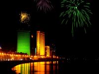 मुंबईतील 'या' ठिकाणांवर तुम्ही फ्रिमध्ये करू शकता New Year एन्जॉय! - Marathi News | You can do these 'free' places in Mumbai for free at New Year Enjoy! | Latest mumbai Photos at Lokmat.com