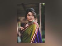 अभिनेत्री प्राजक्ता माळीचे साडीतले फोटो पाहून पडाल तिच्या सौंदर्याच्या प्रेमात, पाहा तिचे UNSEEN फोटो ! - Marathi News | Prajakta Mali looks beautiful in saree gda | Latest filmy Photos at Lokmat.com