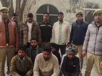 "तू घाणेरडे Video बघतोस, आमच्याकडे डेटा...", DCP असल्याचं सांगून तरुणाला ४६ हजारांचा गंडा - Marathi News | kanpur police arrested five criminals of gang that used to cheat people by threatening them with defamation and arrest | Latest crime News at Lokmat.com