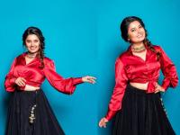 रेड टॉप आणि ब्लॅक स्कर्टमध्ये प्राजक्ता माळीने शेअर केले फोटो, पहा तिचे स्टायलिश फोटो - Marathi News | Photos shared by Prajakta Mali in red top and black skirt, see her stylish photos | Latest filmy Photos at Lokmat.com