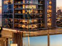 शाहरुखची मॅनेजर पूजा गुरनानीनं वांद्य्रात खरेदी केले ३ आलिशान फ्लॅट्स; एका चौरस फुटाची किंमत ₹८४,००० - Marathi News | bollywood star Shah Rukh Khan manager Pooja Gurnani buys 3 luxurious flats in Bandra price per square foot is rs 84000 | Latest business News at Lokmat.com