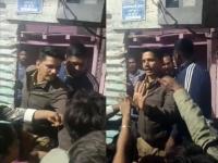 पुण्यात आजोबाकडून अल्पवयीन मुलीवर अत्याचाराचा प्रयत्न; नागरिकांच्या सतर्कतेमुळे अनर्थ टळला - Marathi News | grandfather attempts to abuse minor girl in pune big disaster averted due to citizens vigilance | Latest pune News at Lokmat.com