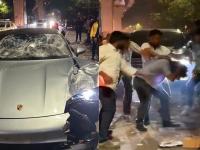 तरुणी १५ फूट उंच उडाली, ... म्हणून बिल्डर 'बाळ' पळून जाऊ शकला नाही; प्रत्यक्षदर्शीने सांगितले नेमके काय घडले... - Marathi News | The girl flew 15 feet high, ... so the builder Vishal Agarwal boy could not escape; Eyewitnesses sanket told exactly what happened pune Porsche Car Accident Kalyaninagar | Latest pune Photos at Lokmat.com