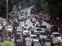 काय सांगता ! पुणे शहरातील वाहतूक अधिक शिस्तबद्ध, चालक गाडी चालवतात शांतपणे - Marathi News | Traffic in Pune city is more disciplined according to information in the Ather Energy report. | Latest national News at Lokmat.com