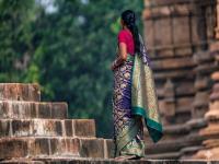 नात्यांचा मोठा पेच! २५ वर्षांनंतर पती पुन्हा प्रकटला, पत्नीचे दीरासोबत झालेय लावले गेले; तिने आता काय करायचे? - Marathi News | Big embarrassment in relationships! Husband reappears after 25 years, wife marries sister-in-law; Whose skunk should be wiped? | Latest national News at Lokmat.com