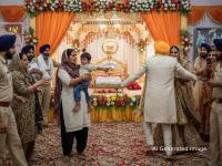 दुसरं लग्न करायला उभा राहिला नवरदेव; भर मांडवात कडेवर मूल घेऊन पोहोचली पहिली पत्नी अन्... - Marathi News | The groom stood up to get married again; his first wife arrived with a child on her side, carrying a bundle of joy... | Latest crime News at Lokmat.com दुसरं लग्न करायला उभा राहिला नवरदेव; भर मांडवात कडेवर मूल घेऊन पोहोचली पहिली पत्नी अन्... - Marathi News | The groom stood up to get married again; his first wife arrived with a child on her side, carrying a bundle of joy... | Latest crime News at Lokmat.com