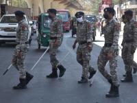 कोरोना रिटर्न्स; उपराजधानीत शुकशुकाट, बाजारपेठा बंद - Marathi News | Corona Returns; In the capital, the markets are closed | Latest nagpur Photos at Lokmat.com