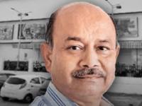 ३०० पेक्षा अधिक स्टोअर्स, ११ राज्यांत व्यवसाय; स्वस्त सामान, असं उभं केलं डी-मार्टचं साम्राज्य - Marathi News | Over 300 stores business in 11 states D mart s empire was built with cheap goods success story of radhakishan damani | Latest business Photos at Lokmat.com
