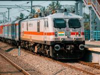 इंडिगोवर रेल्वेचा दिलासा : ३७ ट्रेनला ११६ अतिरिक्त डबे, मध्य आणि पश्चिम रेल्वे चालवणार ४९ विशेष फेऱ्या - Marathi News | Railways' relief for IndiGo: 116 additional coaches for 37 trains, Central and Western Railways to run 49 special trains | Latest mumbai News at Lokmat.com इंडिगोवर रेल्वेचा दिलासा : ३७ ट्रेनला ११६ अतिरिक्त डबे, मध्य आणि पश्चिम रेल्वे चालवणार ४९ विशेष फेऱ्या - Marathi News | Railways' relief for IndiGo: 116 additional coaches for 37 trains, Central and Western Railways to run 49 special trains | Latest mumbai News at Lokmat.com