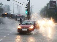 पावसाचे हे फोटो पाहून तुम्ही नक्कीच आठवणीत चिंब भिजाल! - Marathi News | Monsoon special photo goes viral on social media | Latest maharashtra Photos at Lokmat.com